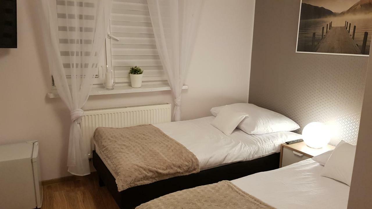 Pokoje Goscinne Venezia Czaplinek Ngoại thất bức ảnh