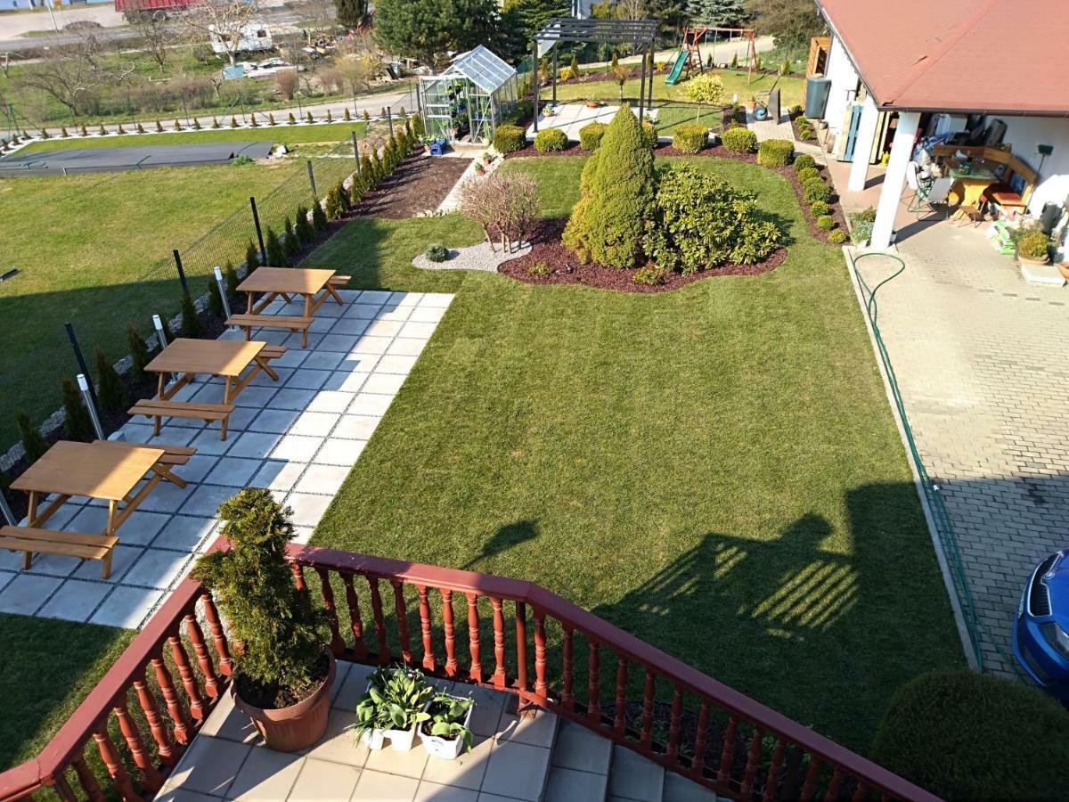 Pokoje Goscinne Venezia Czaplinek Ngoại thất bức ảnh