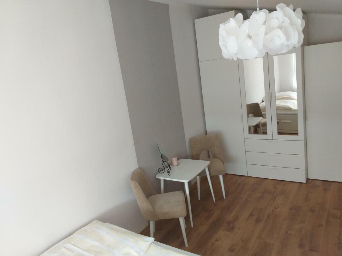 Pokoje Goscinne Venezia Czaplinek Ngoại thất bức ảnh